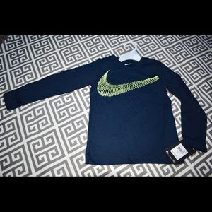 Nike long sleeve NEW size 4